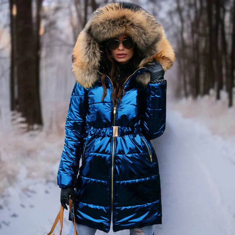Dorothea | Chaqueta abrigada y brillante con capucha