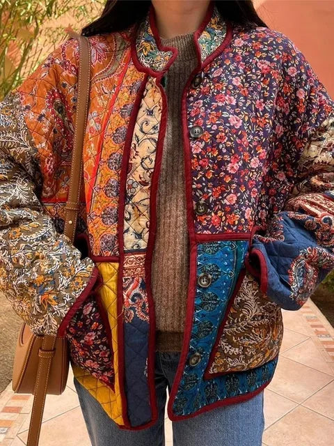 Chaqueta vintage de mujer con estampado floral