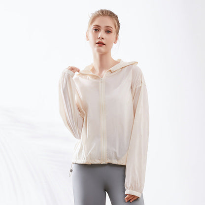 Chaqueta cortaviento con capucha para mujer