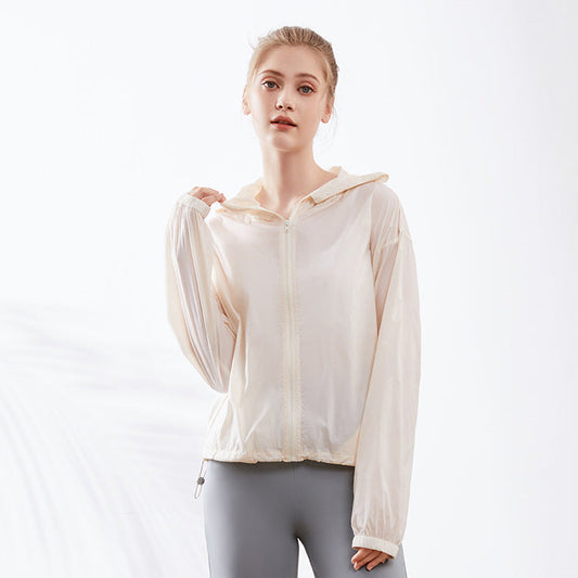 Chaqueta cortaviento con capucha para mujer