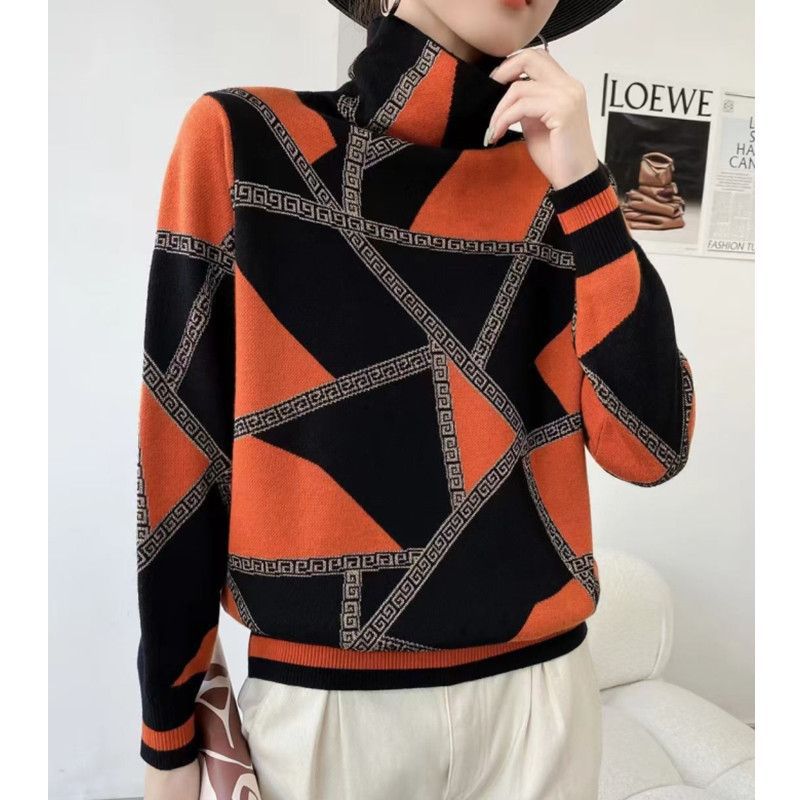 OLGA | Elegante jersey de cuello alto estampado