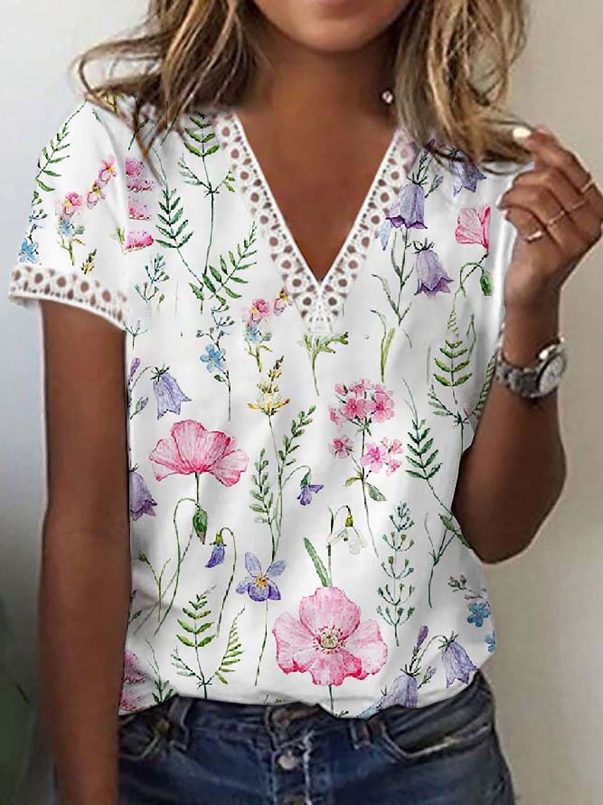 Sherly | Elegante camiseta de manga corta con estampado de cuello en V para mujer