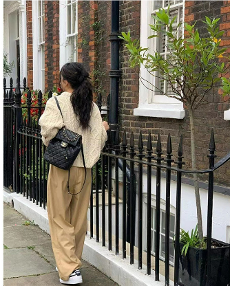 Cómodo cárdigan de mujer con cierre de botones