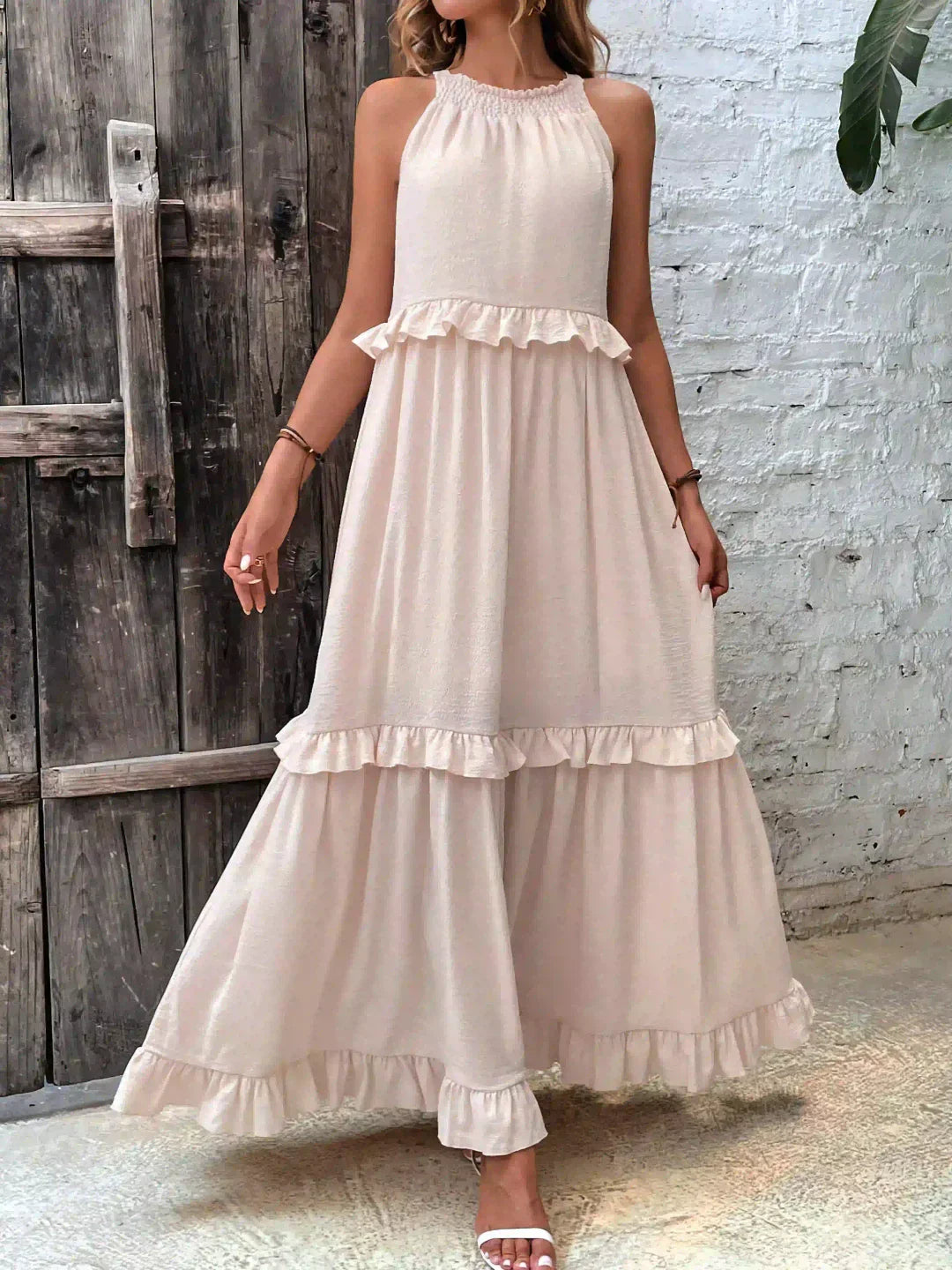Damska Sukienka Maxi Halter Z Falbanami