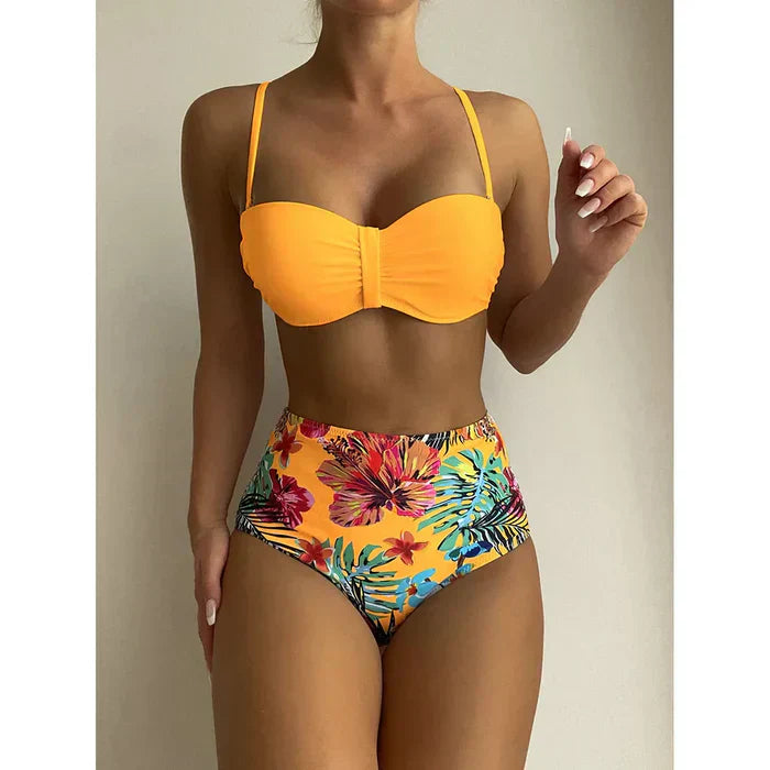 Bikini chic de cintura alta con estampado floral