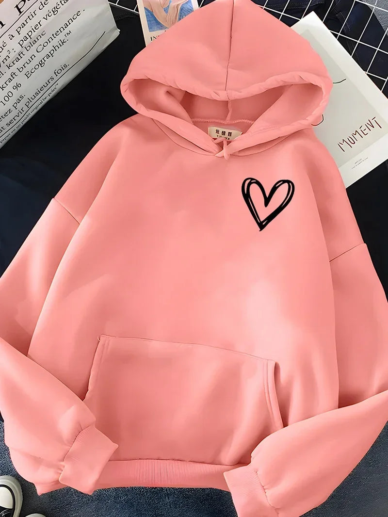 Madel | Sudadera oversize con capucha y estampado de corazones para mujer