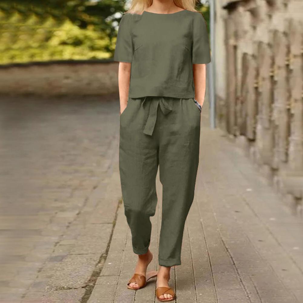 Elegante y colorido conjunto de verano de dos piezas
