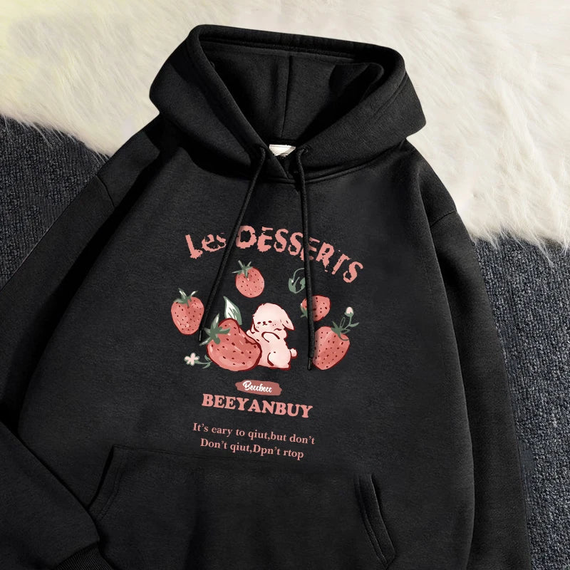 Sudadera Soraya con capucha y motivos de fresas y conejitos