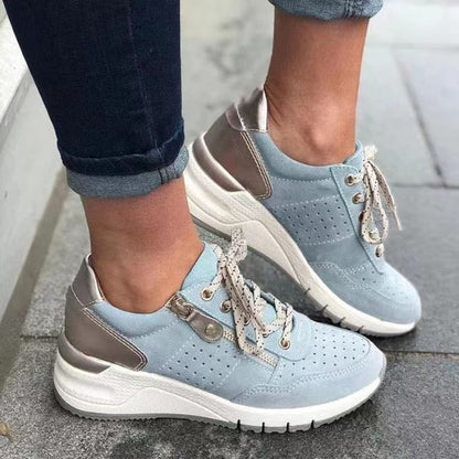 Evi | Sneaker liso de mujer con tacón grueso