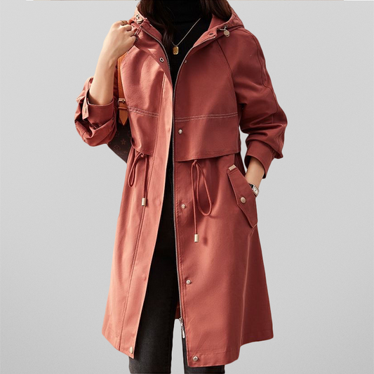 Chaqueta roja de señora con capucha