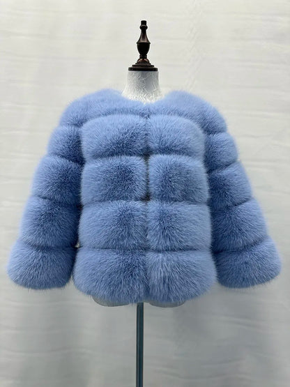 Elegante abrigo de piel para señora