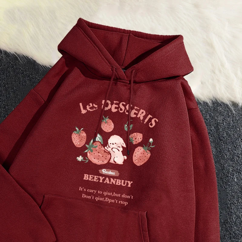 Sudadera Soraya con capucha y motivos de fresas y conejitos