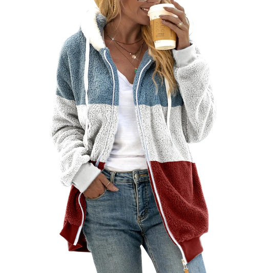 Elisa | Chaqueta con capucha de felpa para señoras a la moda