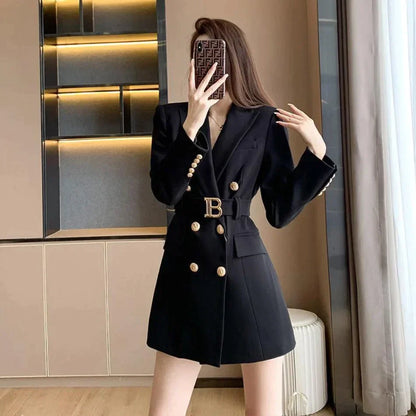 Elegante vestido de chaqueta para mujer