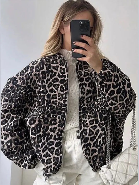 Sloane - chaqueta informal con cremallera y estampado de leopardo