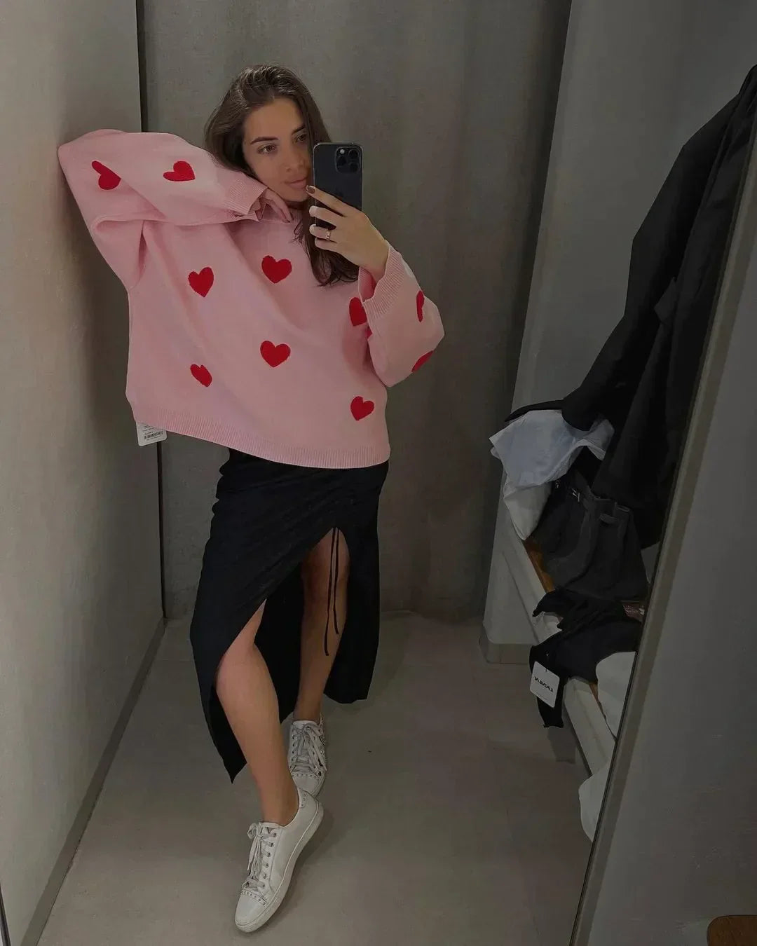 Jersey Love de mujer con cuello redondo bordado