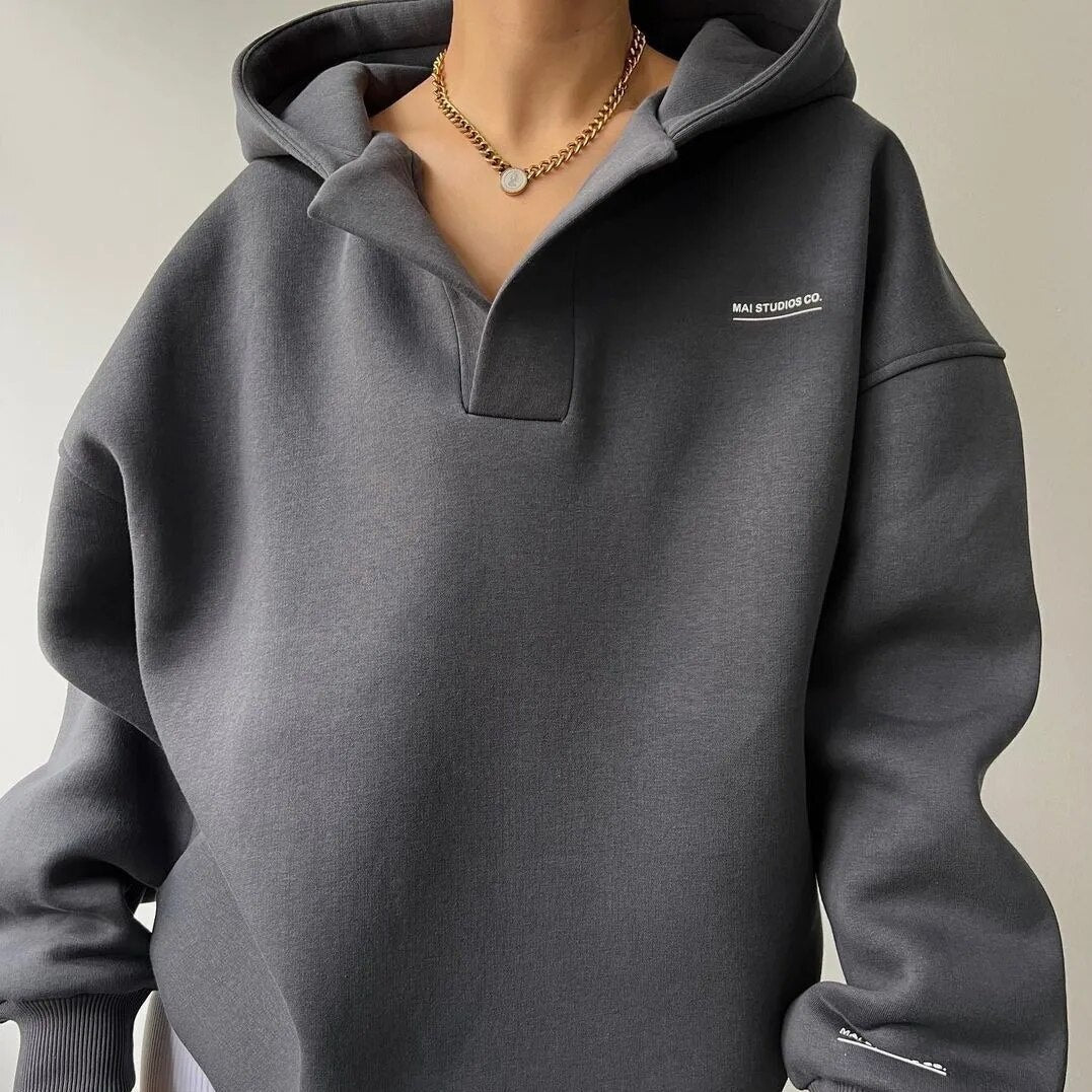 Sudadera elegante de invierno con cuello en V