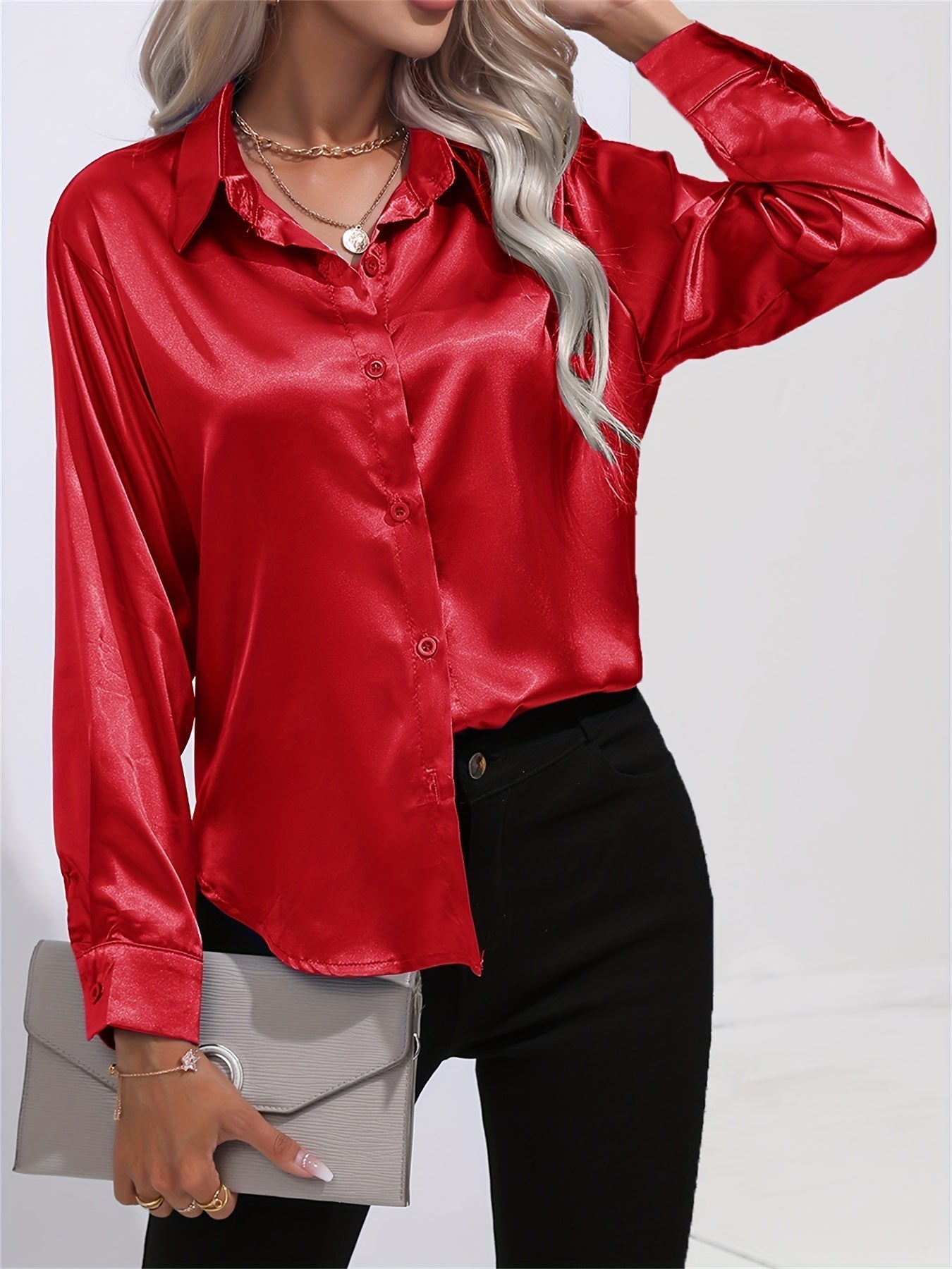 Blusa de satén de manga larga - Cuello con solapa y tejido ligero