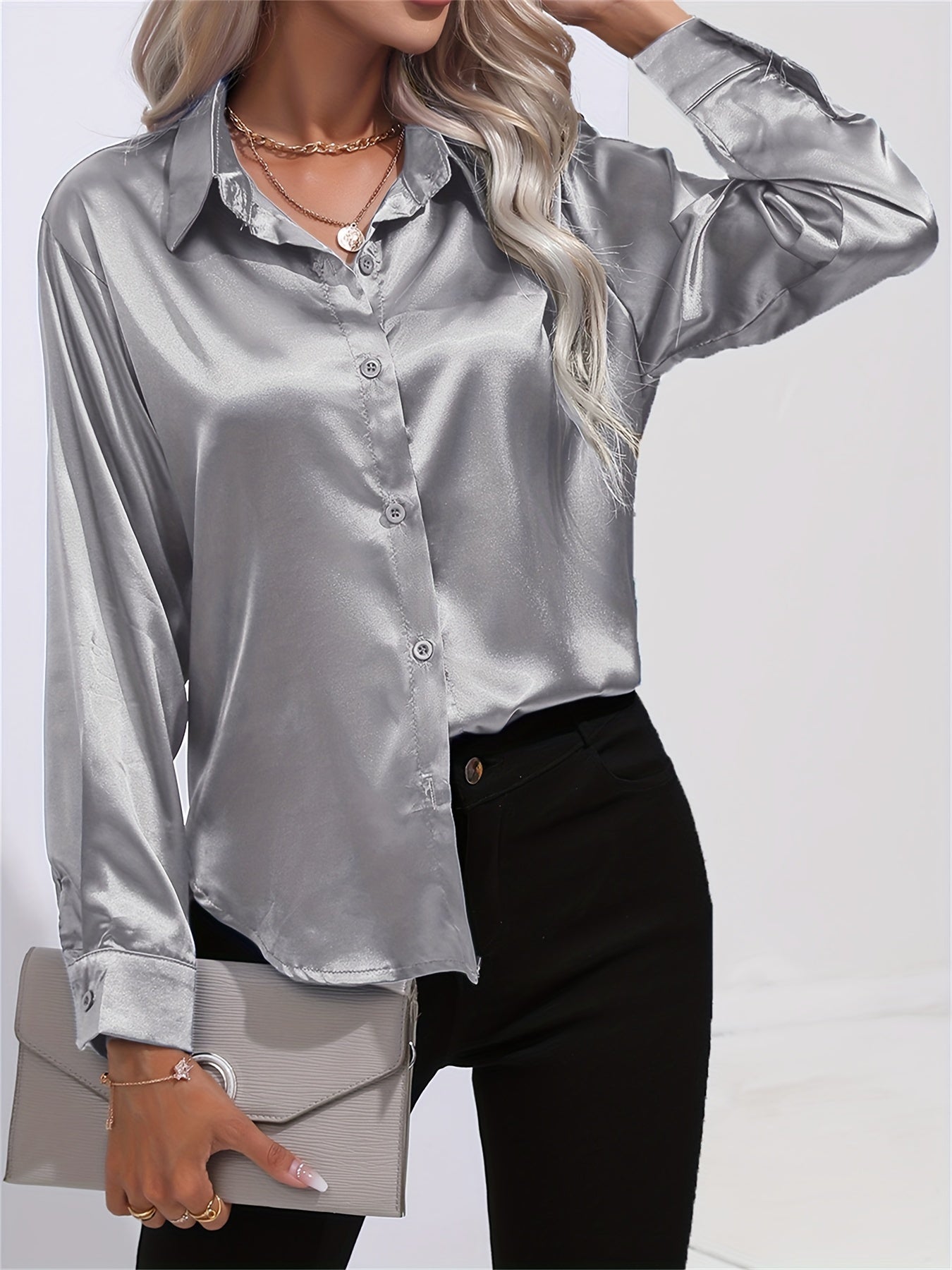 Blusa de satén de manga larga - Cuello con solapa y tejido ligero