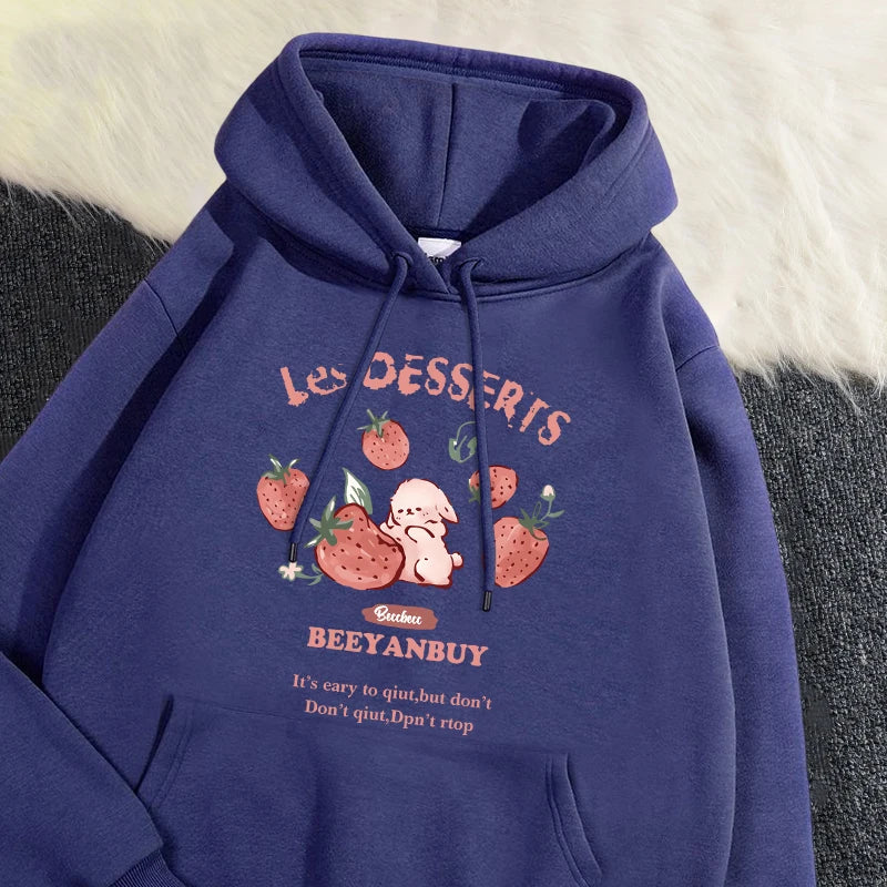 Sudadera Soraya con capucha y motivos de fresas y conejitos