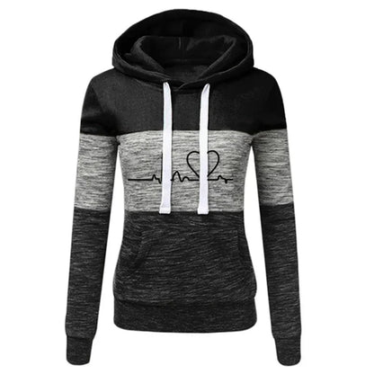 Monica | Sudadera entallada con capucha y estampado de corazones y latidos para mujer