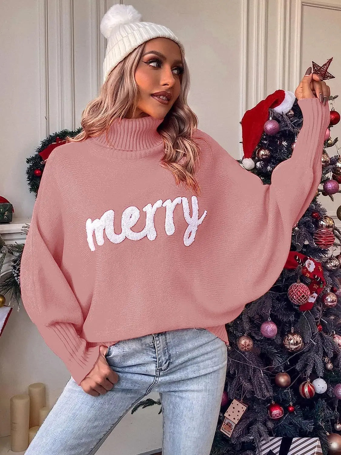 Ines | Jersey de punto de manga murciélago con cuello alto y letras "Merry" en relieve para mujer