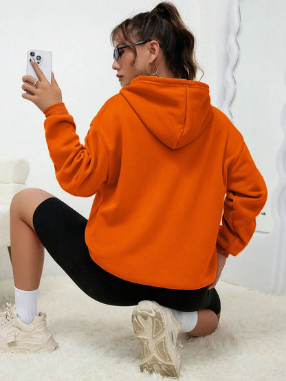Dorte | Sudadera holgada con capucha y bolsillo para mujer