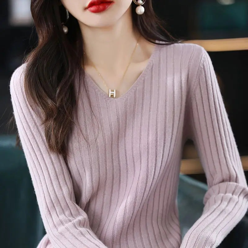 Irene | Jersey de punto con cuello de pico y corte entallado para mujer