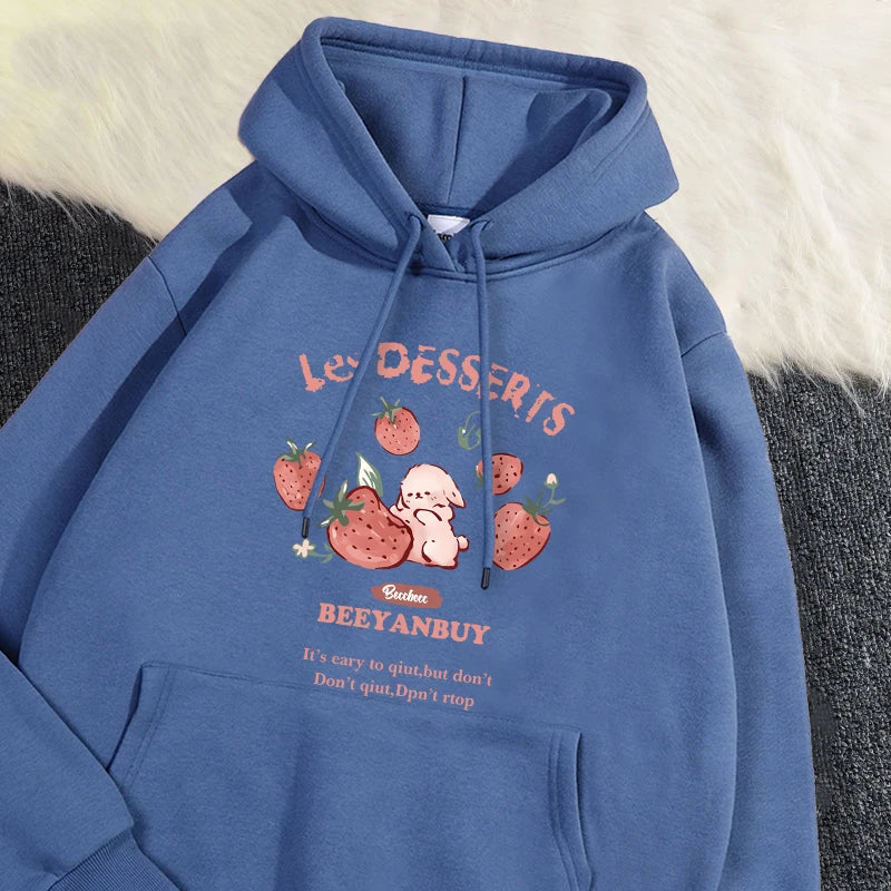 Sudadera Soraya con capucha y motivos de fresas y conejitos