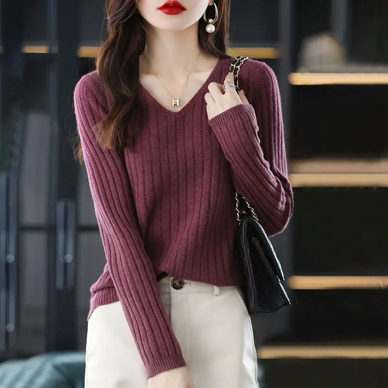 Irene | Jersey de punto con cuello de pico y corte entallado para mujer