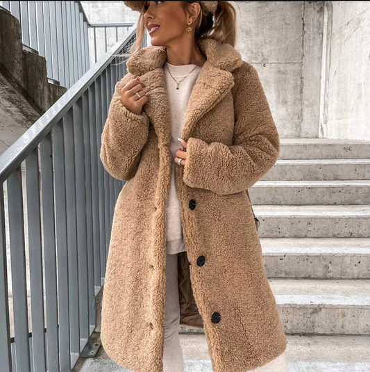 Nicole | Mantel de peluche para señoras