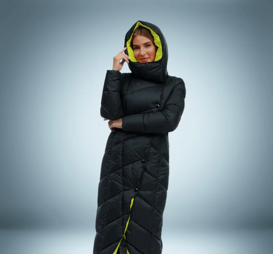 Parka exclusiva con cierre de botones