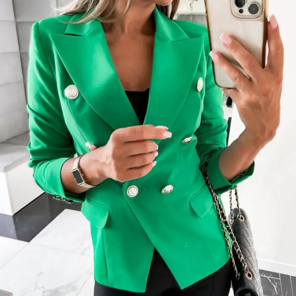 Blazer con botones metálicos para mujer