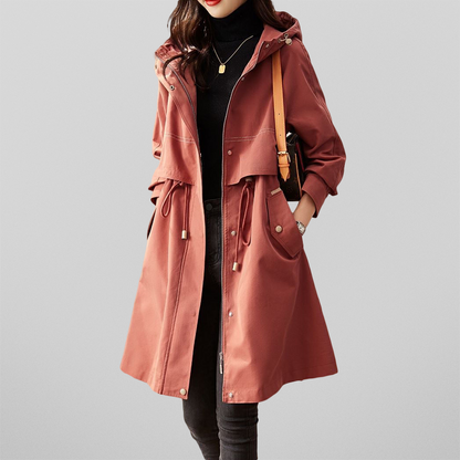 Chaqueta roja de señora con capucha