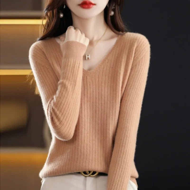 Irene | Jersey de punto con cuello de pico y corte entallado para mujer