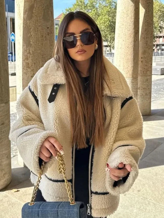Chaqueta clásica de cuello alto para mujer