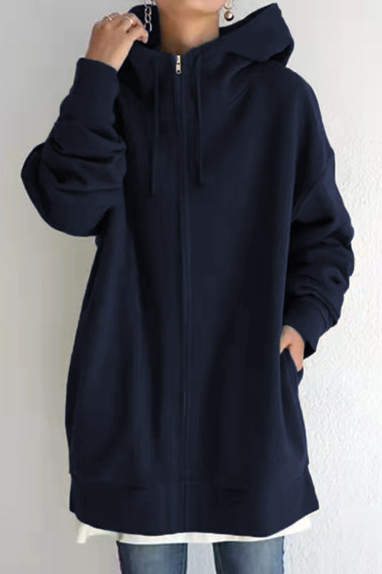 Eleni® Sudadera con capucha entallada y elegante