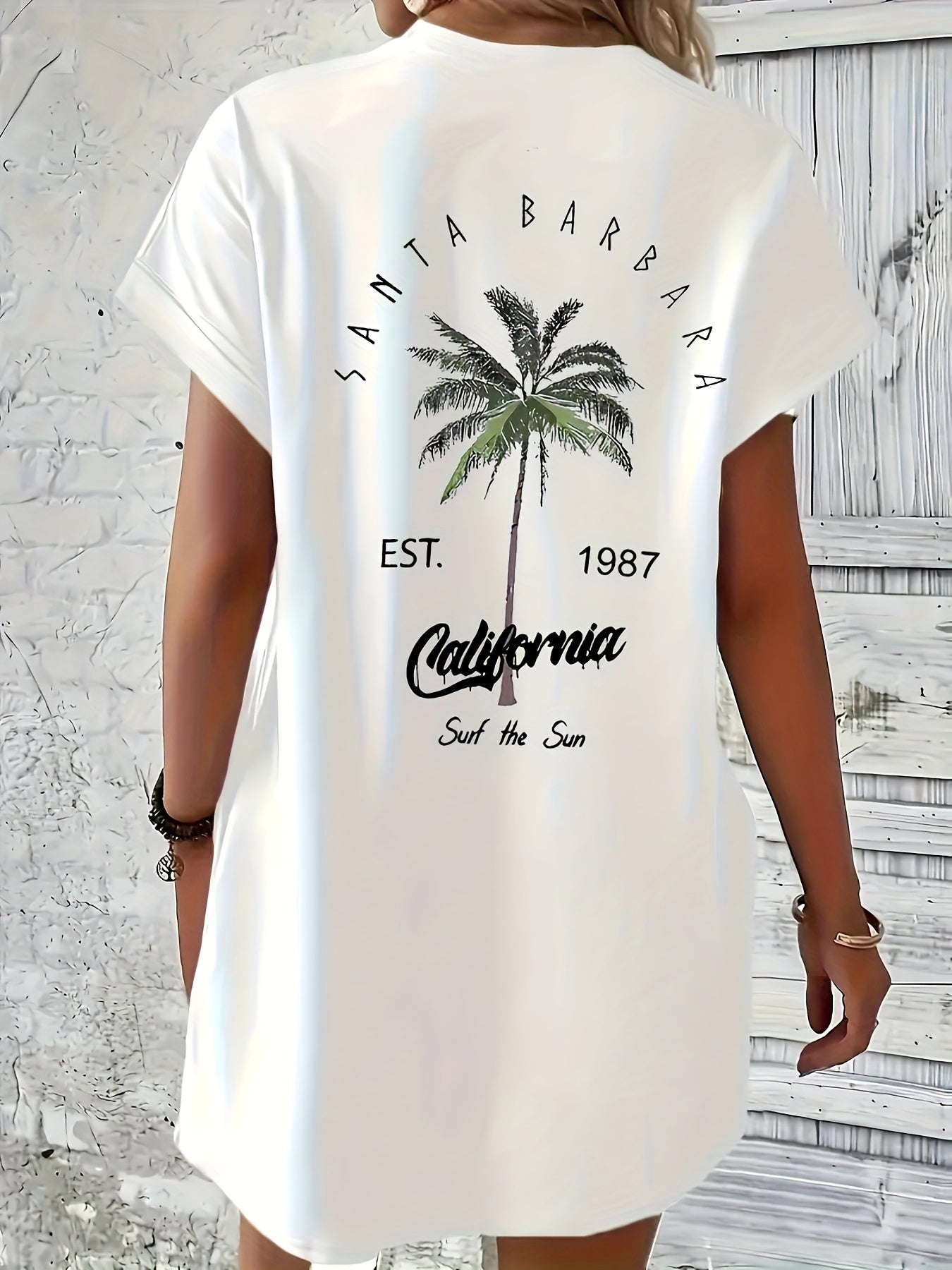 Vestido camiseta - Estampado de palmeras con bolsillo y ajuste cómodo
