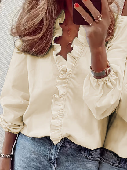 Blusa con cuello en V - ribete ondulado y tejido ligero transpirable