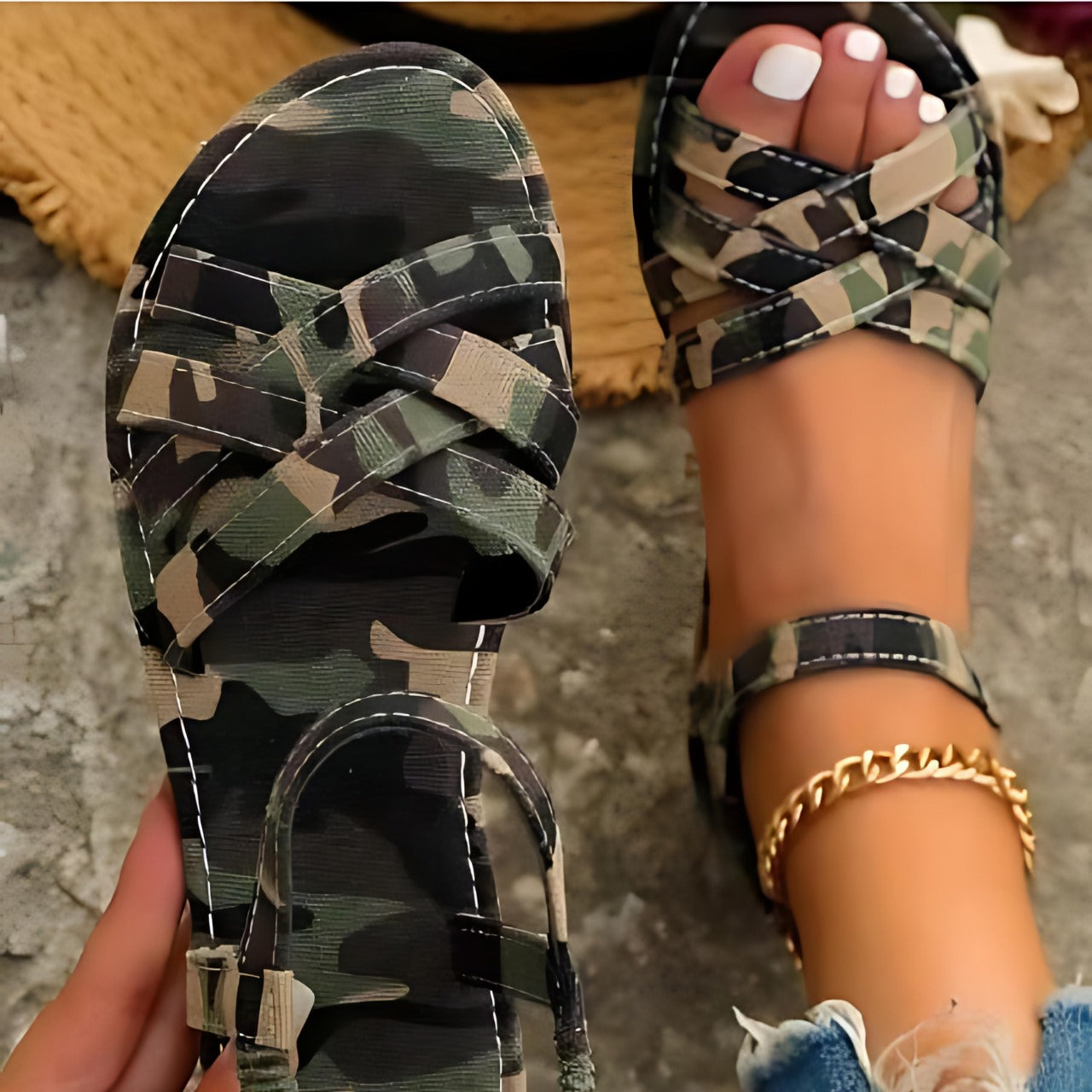 Victoria® | Sandalias casual con tiras