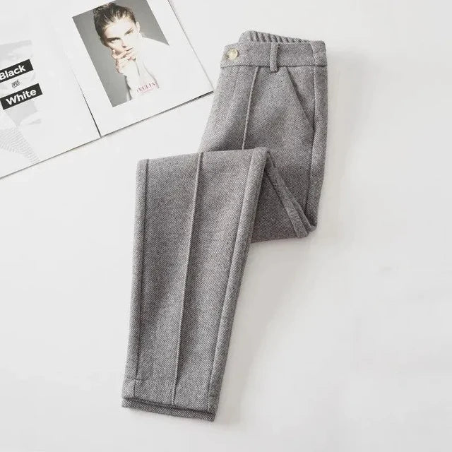 Modernos pantalones de verano de lana | Gisela