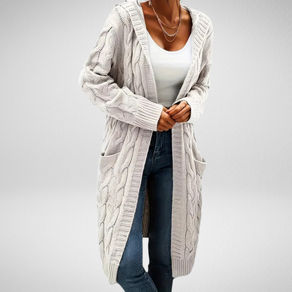 Aventora™ | Chaqueta suave con capucha y bolsillos