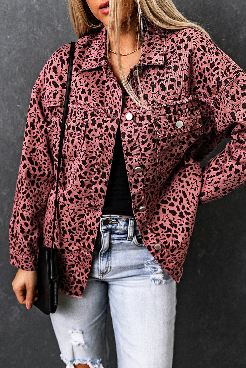 Maeve | Chaqueta camisera vaquera rosa con estampado de leopardo Chic