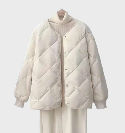 Chaqueta de mujer con cuello de pico y cierre de botones