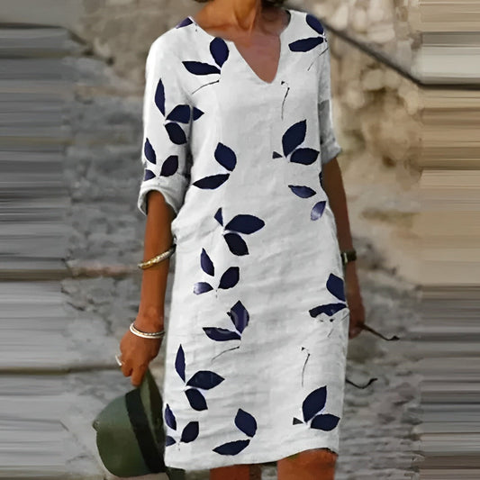 Precioso vestido de verano con estampado de hojas