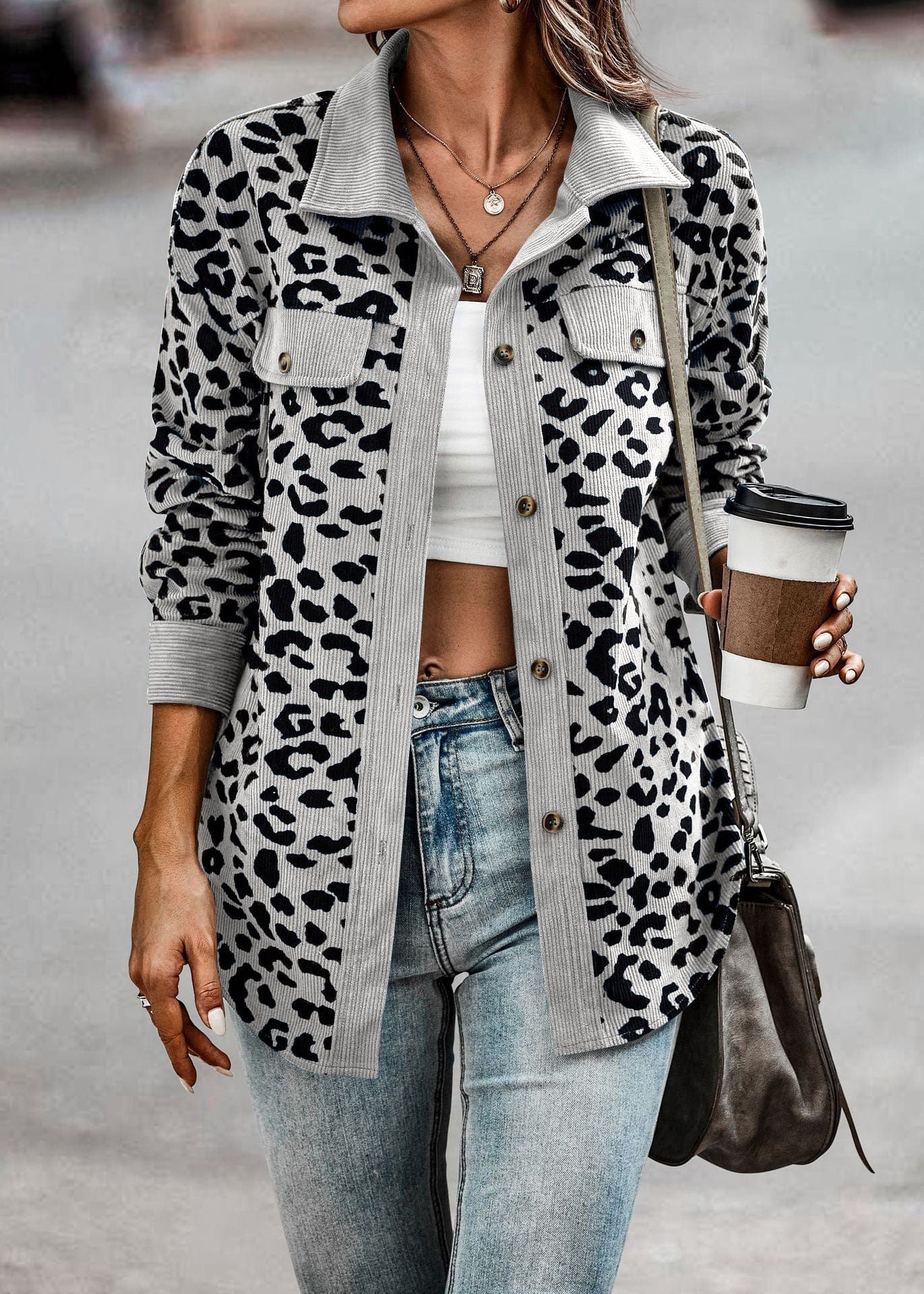 Chaqueta de leopardo para mujer