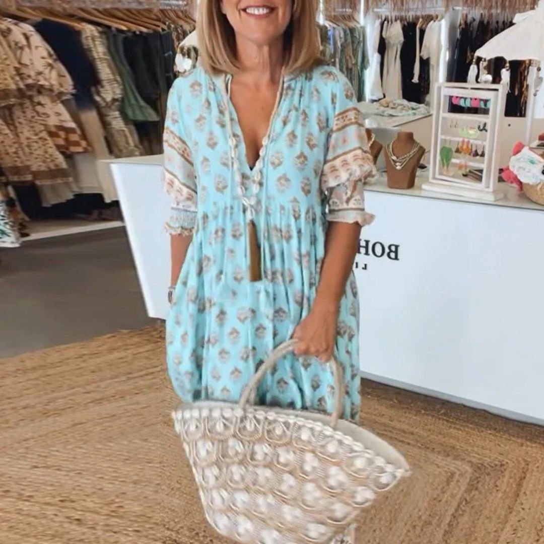 Vestido de verano con estilo bohemio y diseño fluido