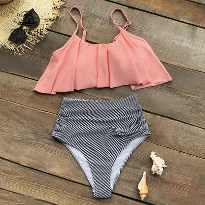 Bikini Belle Mae | Un bikini colorido con volantes