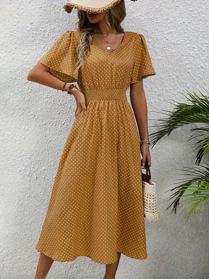 Vestido con estampado all-over y cintura redondeada, vestido casual con manga corta