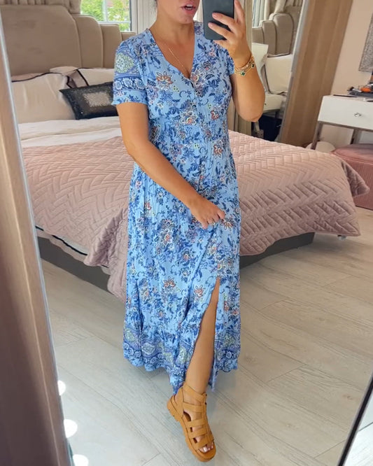 Vestido con estampado floral y escote en V